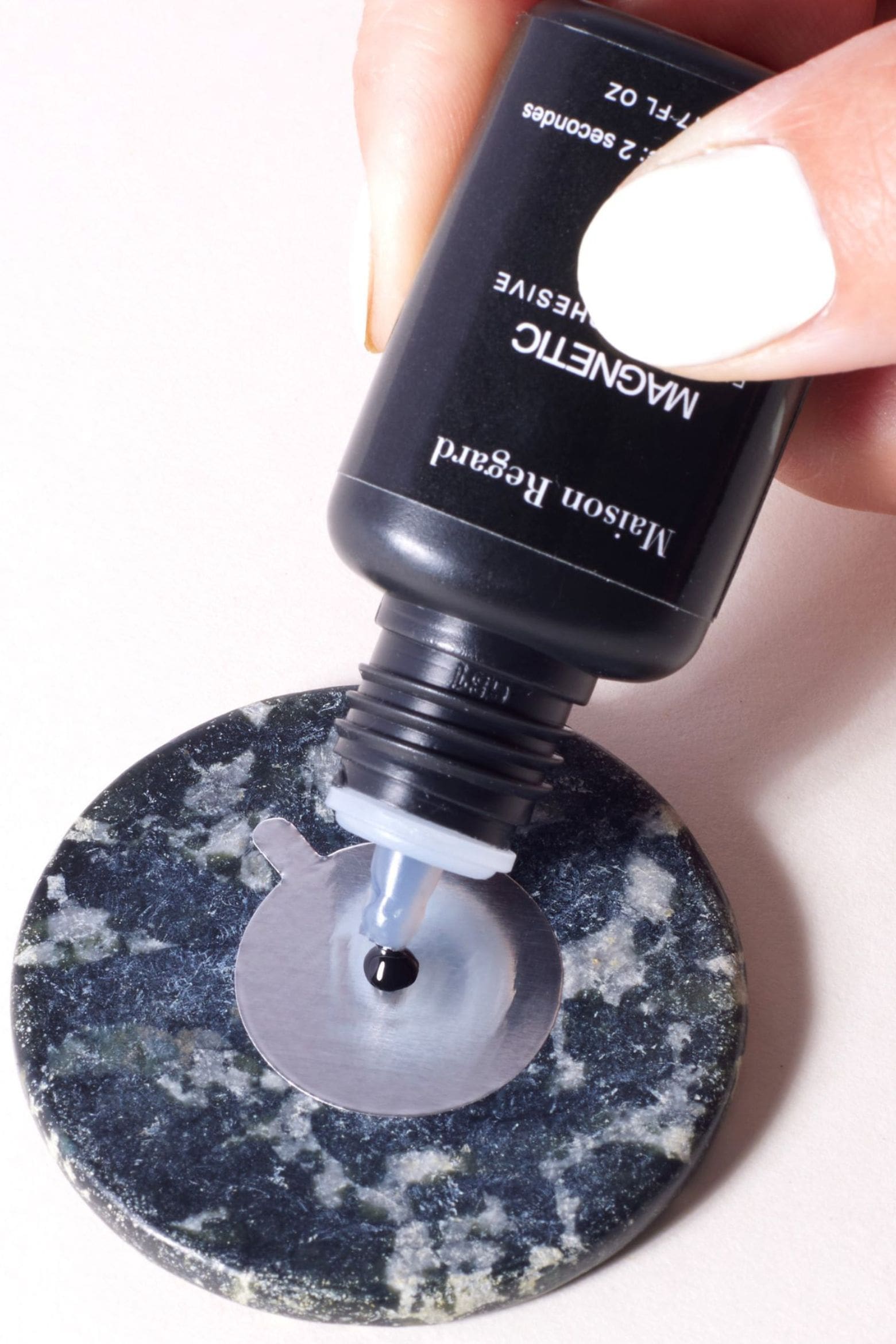 colle extension de cils maison regard