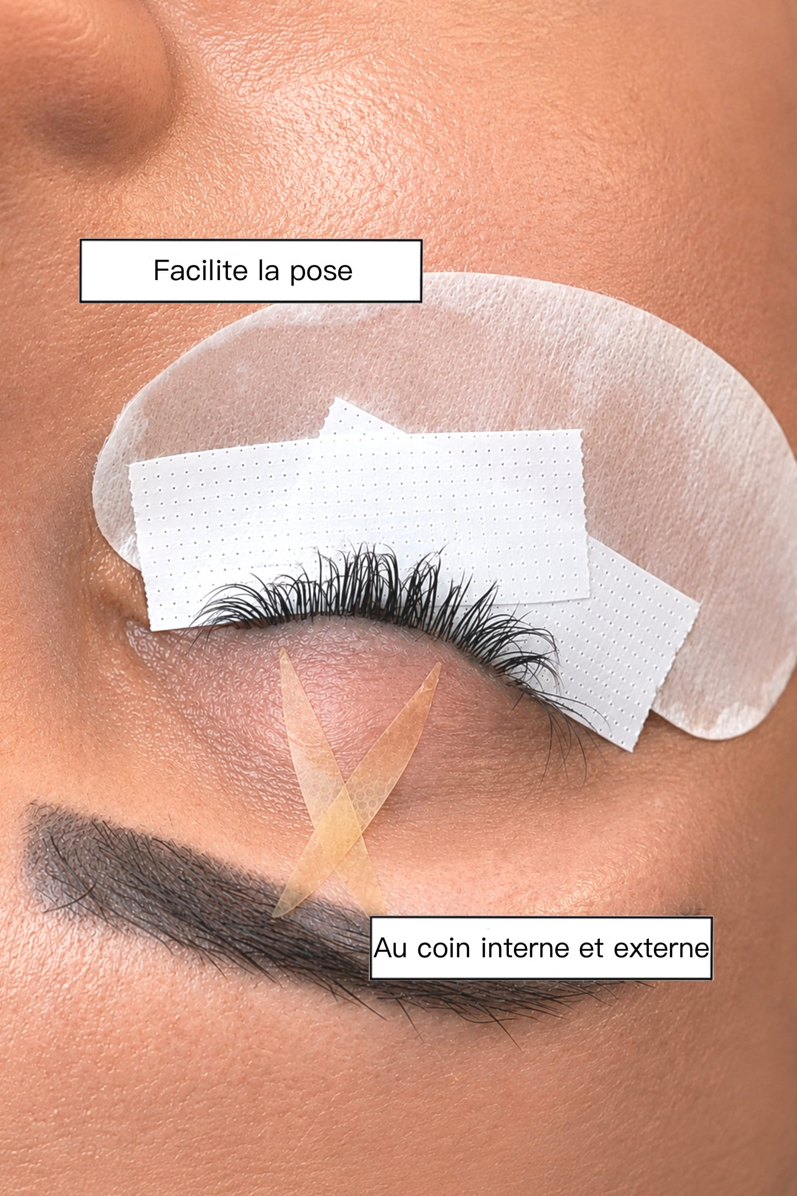 application des bandes adhésives pour paupières pose extensions de cils