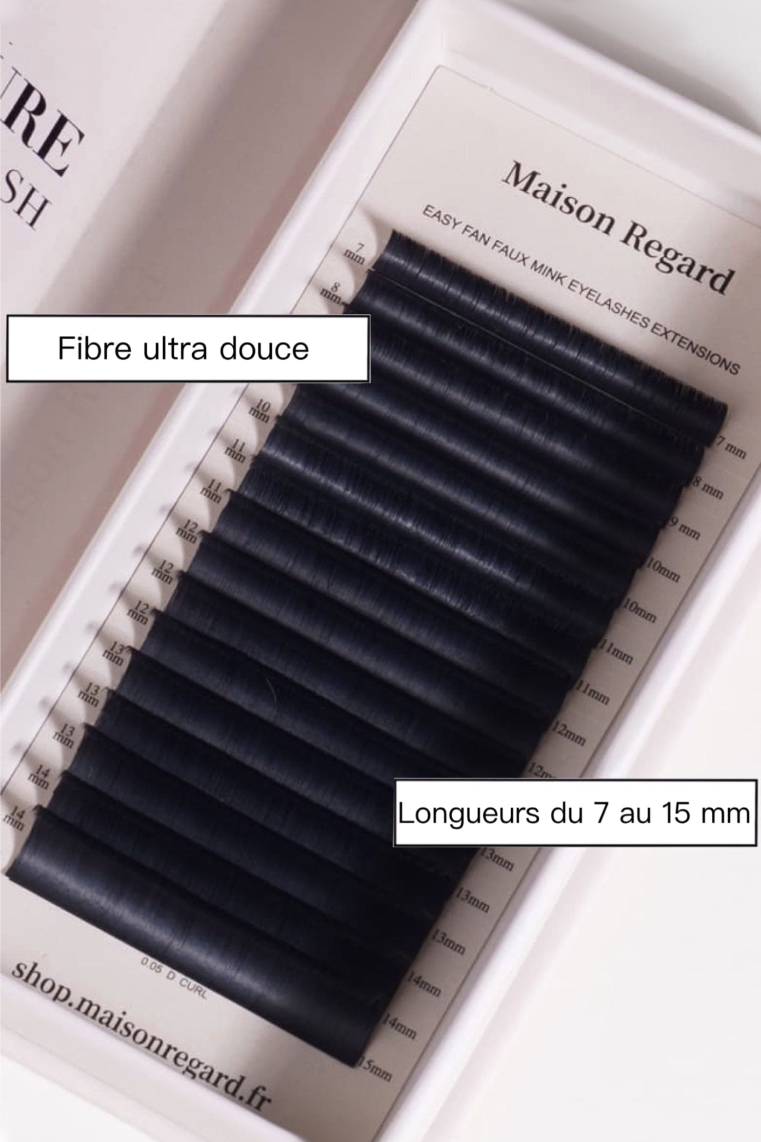 Boite extension de cils - Volume Russe - Noir Intense