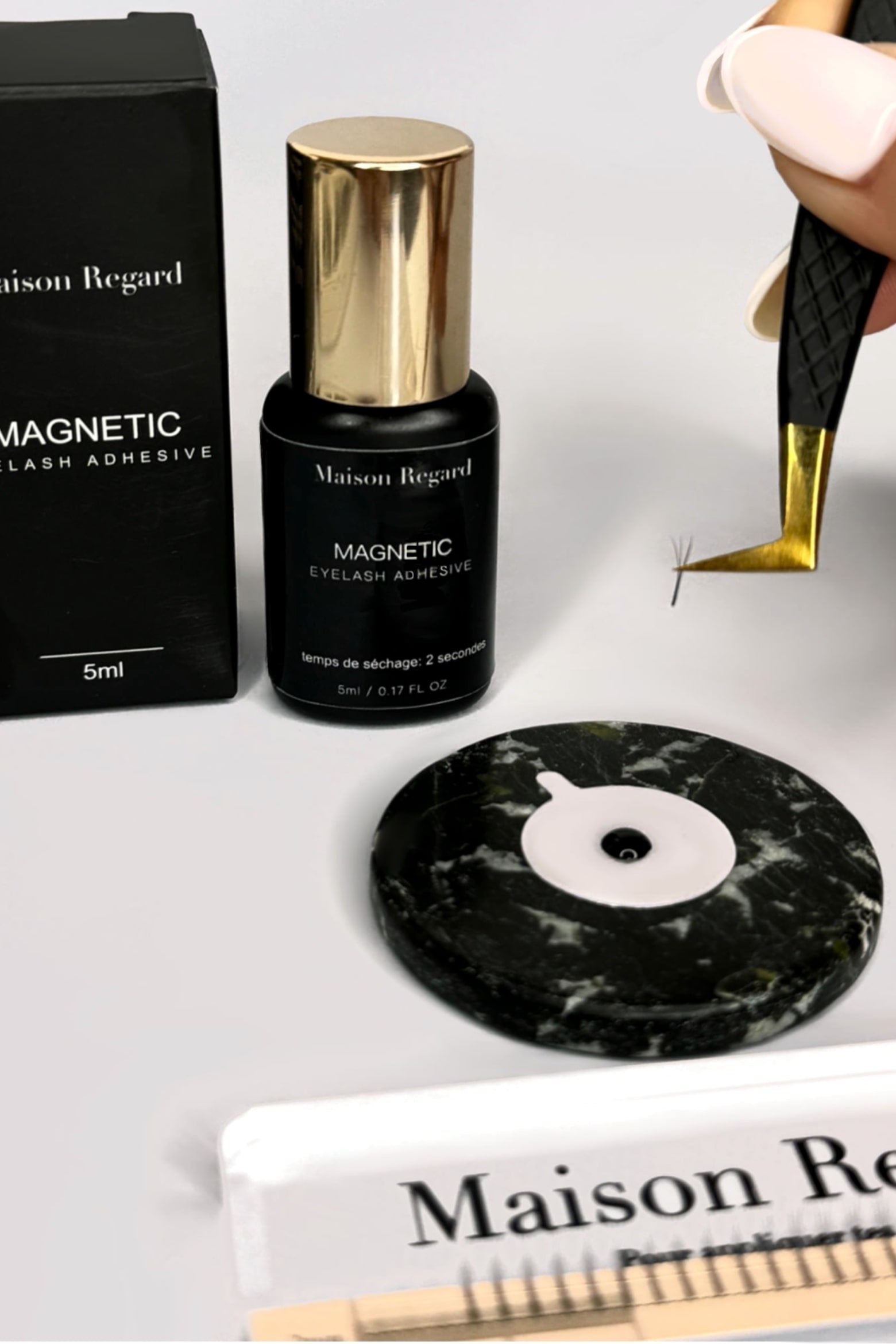 Boite extension de cils - Volume Russe - Noir Intense